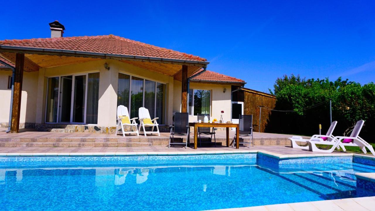 Вила Релакс - Villa Relax Sokolovo Dış mekan fotoğraf