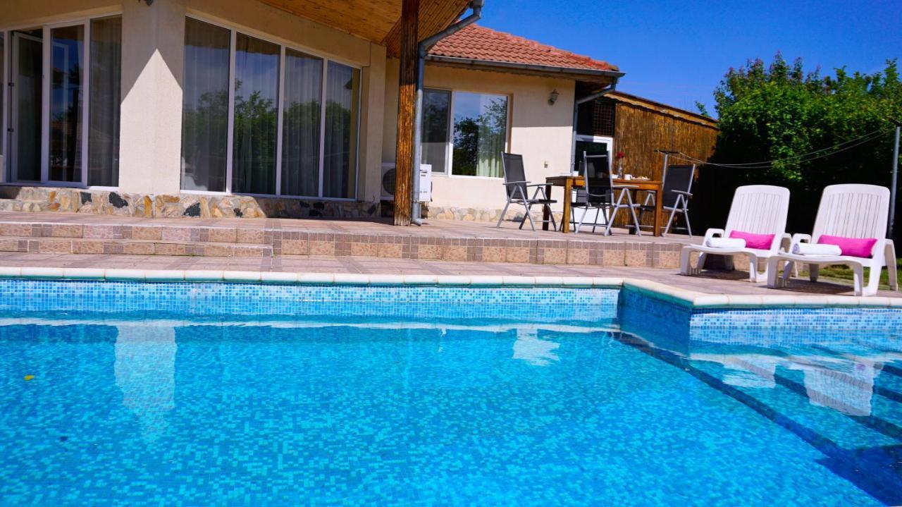 Вила Релакс - Villa Relax Sokolovo Dış mekan fotoğraf